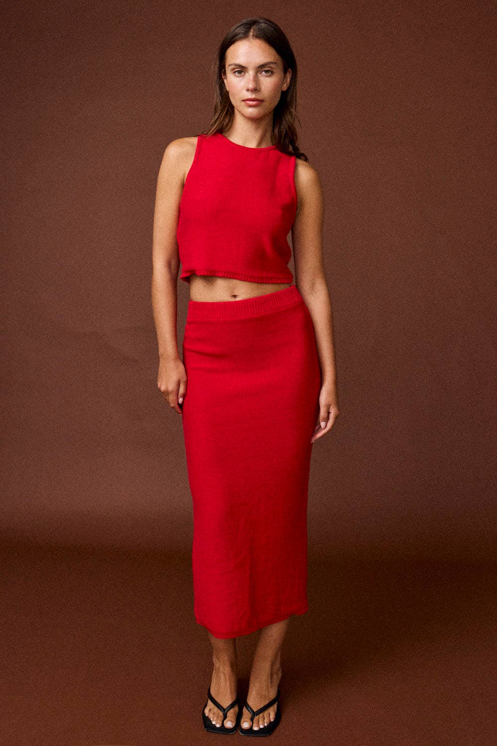 Crimson Round Neck Sleeveless Knit Top Midi Skirt SET