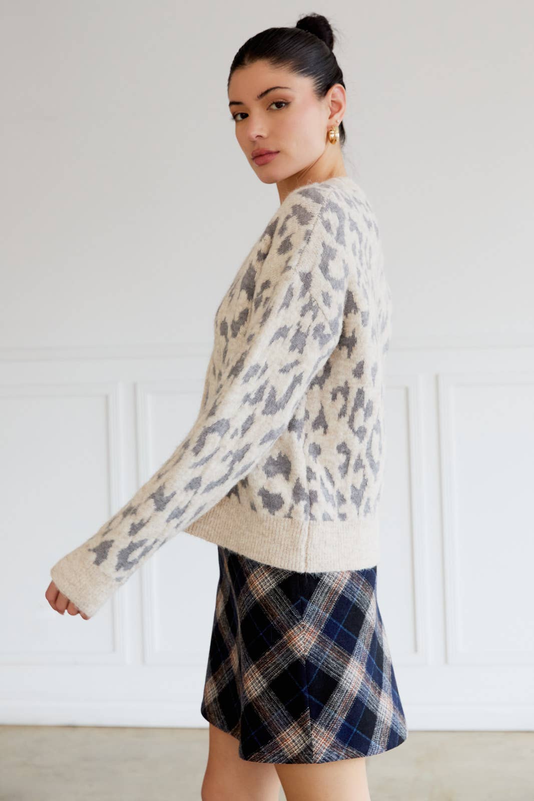 Fuzzy Snow Leopard Cardi