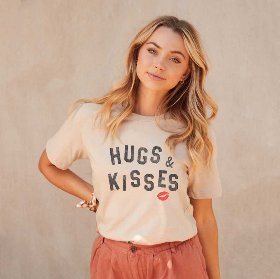 HUGS & KISSES Tee, Two Colors - Jade Creek Boutique