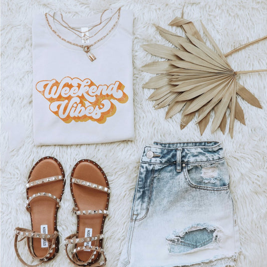 Weekend Vibes Tee - Jade Creek Boutique